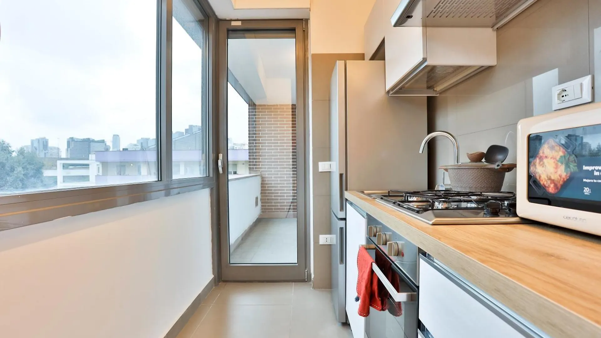 Sebeto Apartments With Parking & Netfilx Napoli
