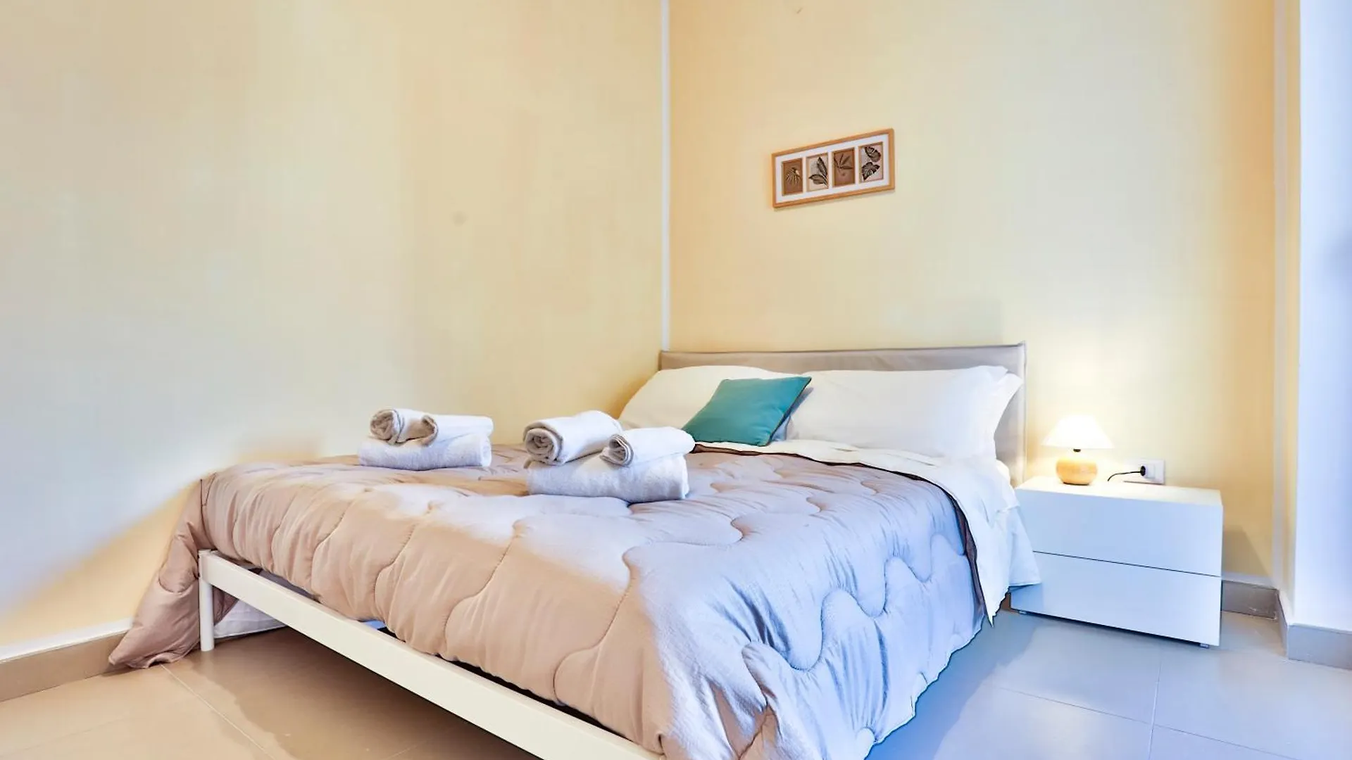 Sebeto Apartments With Parking & Netfilx Naples 0*,  Italy