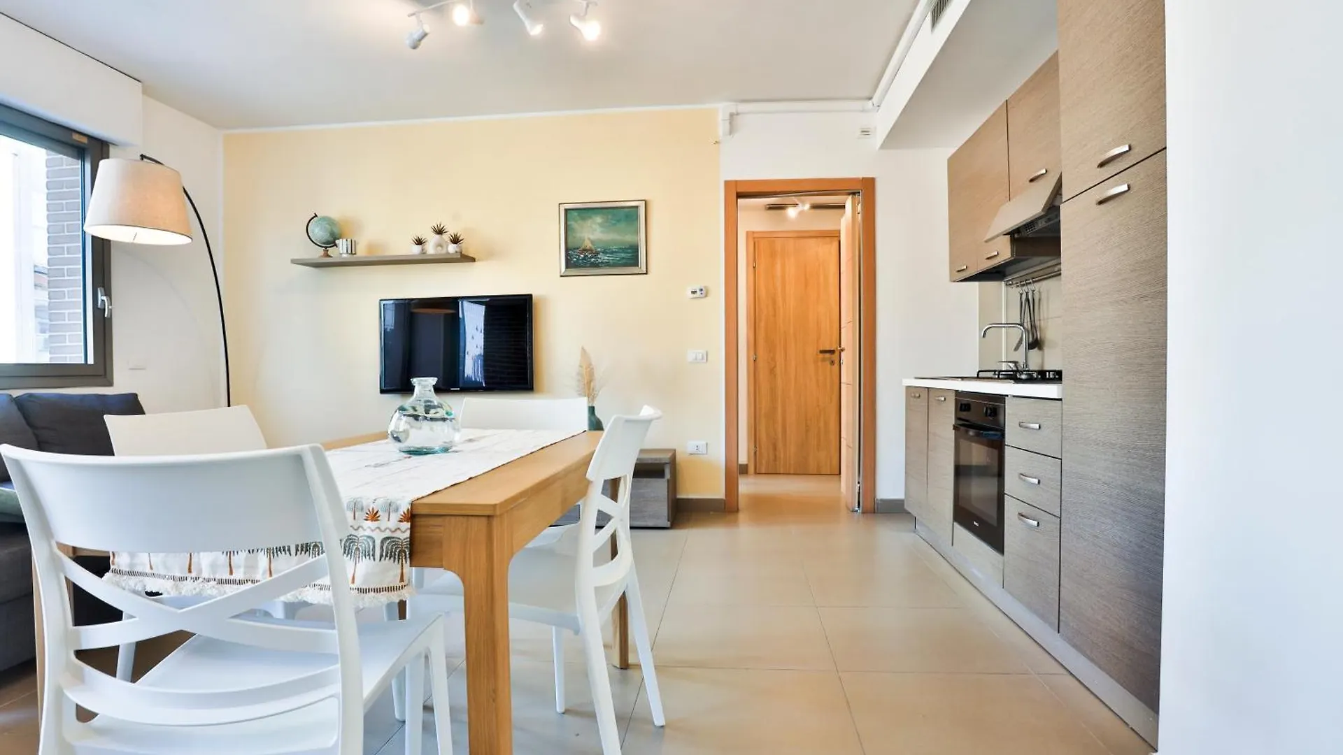 Sebeto Apartments With Parking & Netfilx Neapol