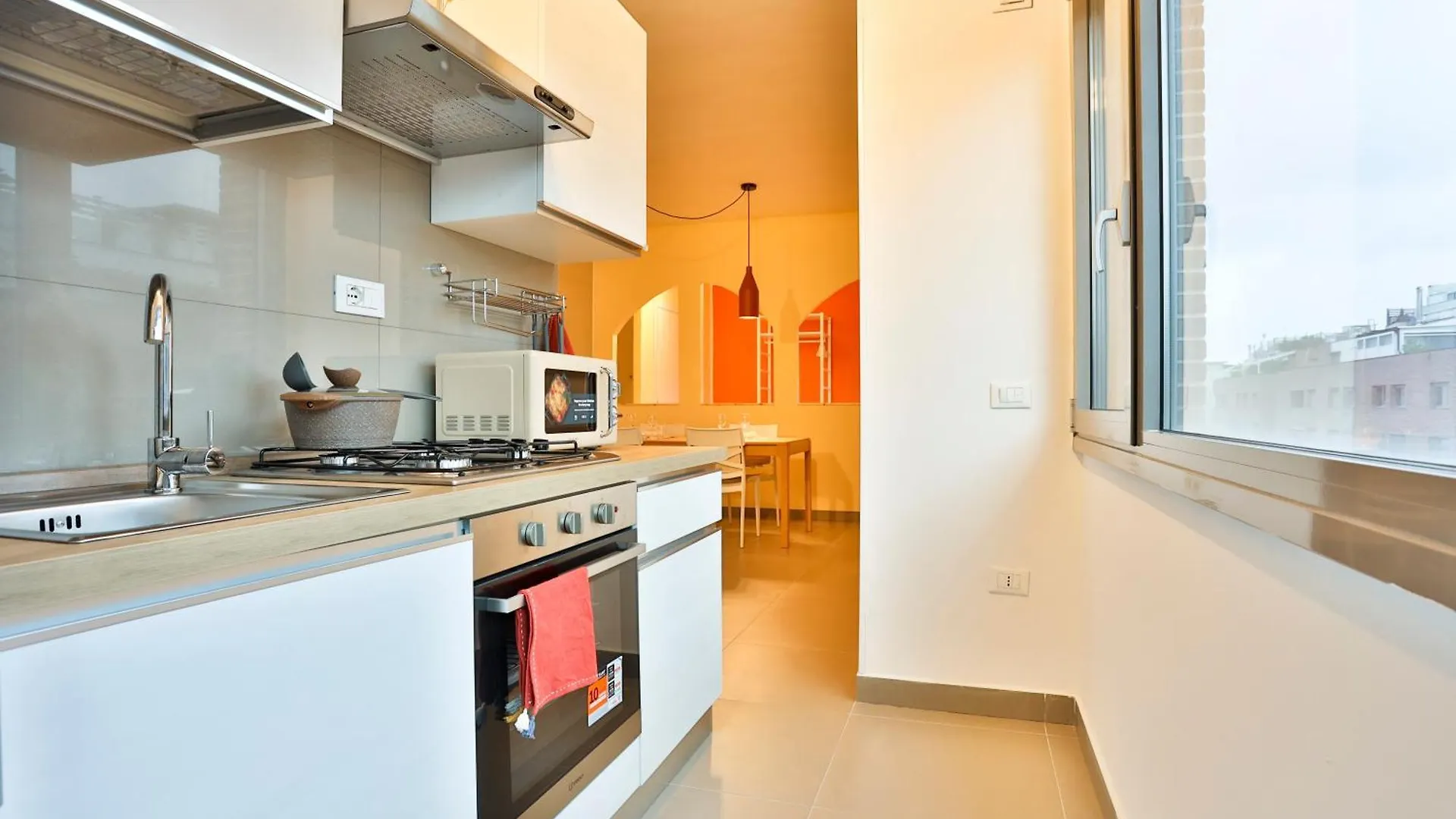 Sebeto Apartments With Parking & Netfilx Naples