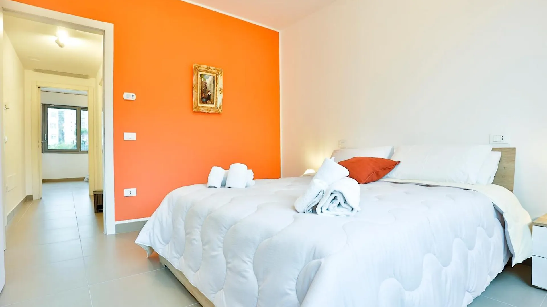 Sebeto Apartments With Parking & Netfilx Naples 0*,