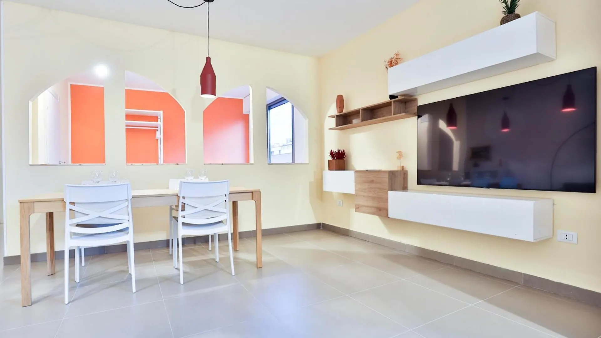 Sebeto Apartments With Parking & Netfilx Naples Italy