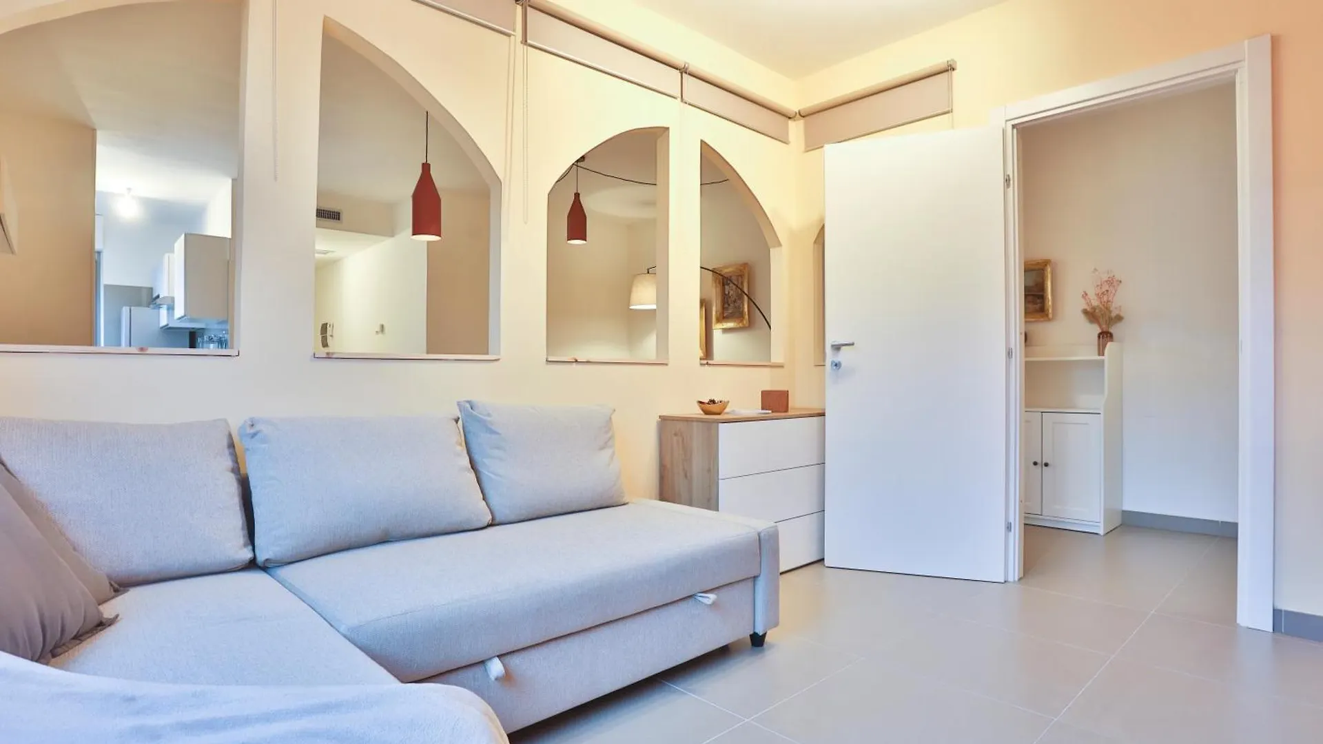 Sebeto Apartments With Parking & Netfilx Naples